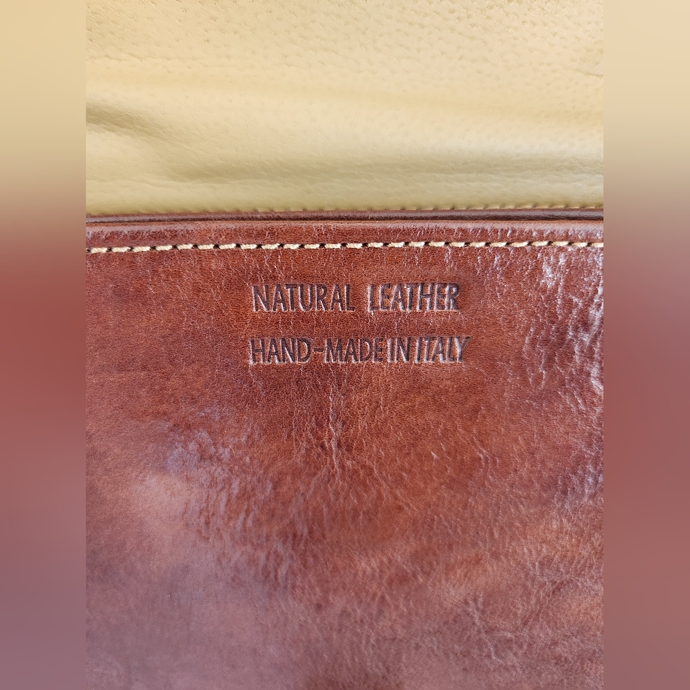 Vera Pelle Chestnut Brown Leather Crossbody Bag - Picture 5 of 10
